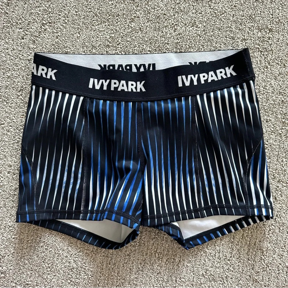 Ivy Park Fitted Shorts Blue Size Medium
